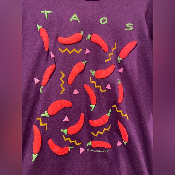 VTG 90s Taos Size M Chili Pepper Puff Print Short Sleeve T Shirt Retro Purple - Picture 4 of 12